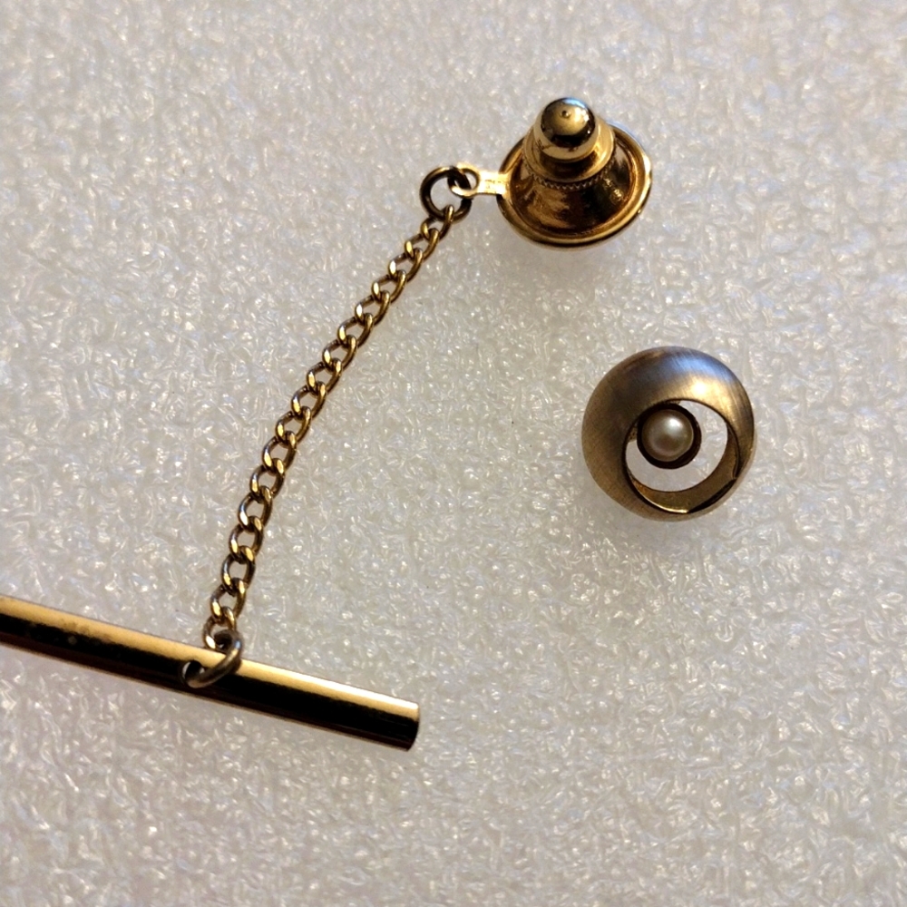 Swank tie tac.